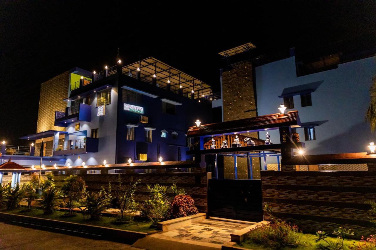 Panism Lifestyle Hotel Ауровил Екстериор снимка