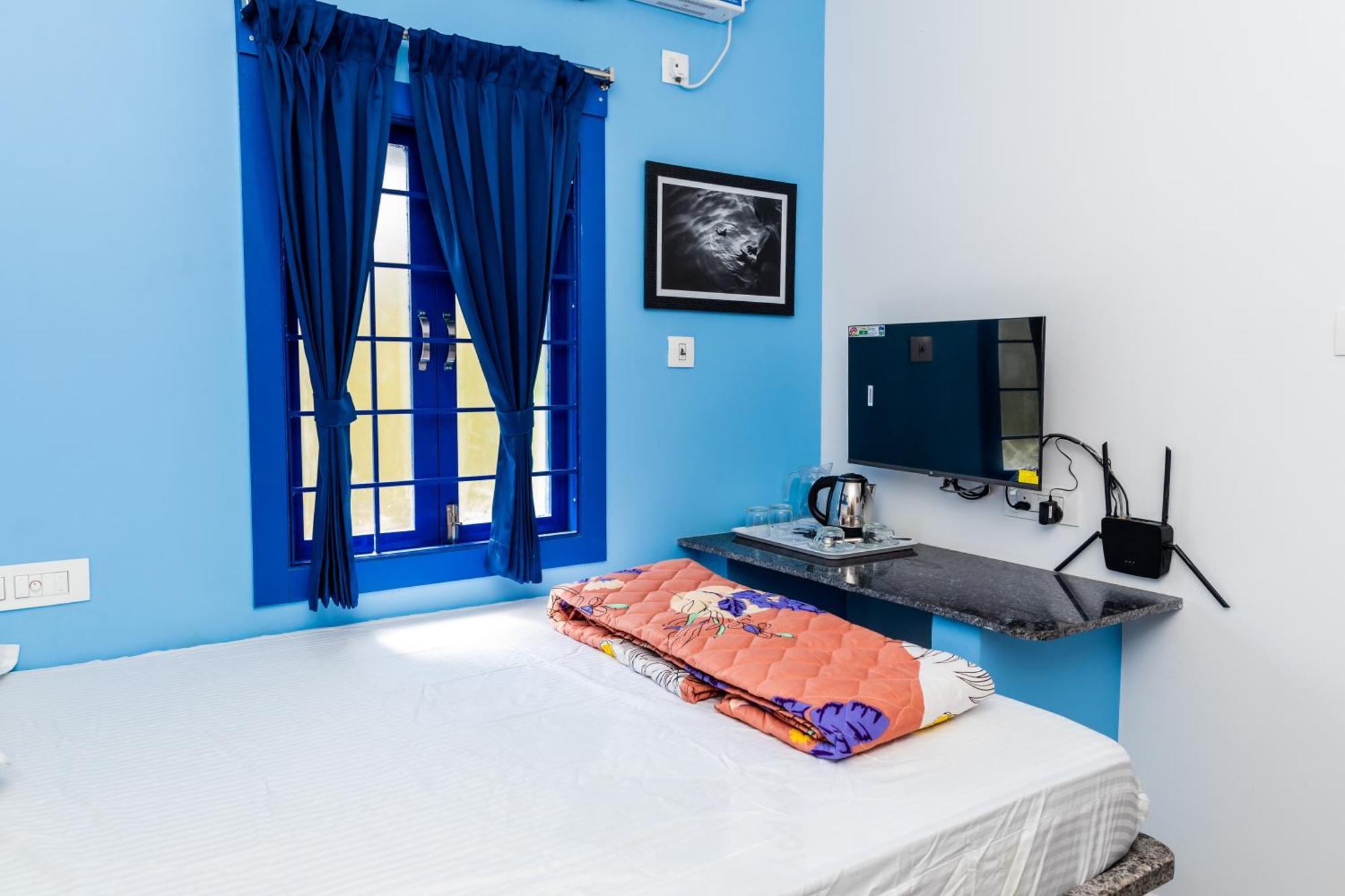 Panism Lifestyle Hotel Ауровил Екстериор снимка